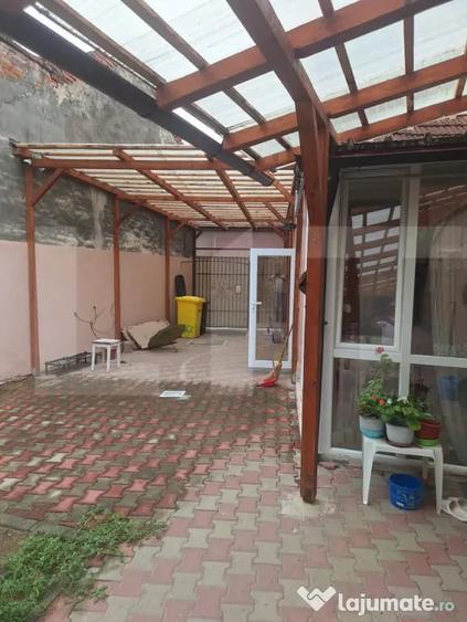 Casă cu 4 camere cu Teren 495 Mp în Central