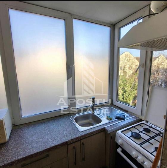 Apartament cu 2 camere decomandat, mobilat în Dorobanților