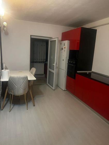 Apartament cu 2 camere decomandat în Exterior Vest