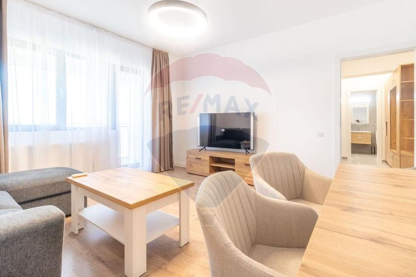 Apartament cu 2 camere decomandat, mobilat în Parcul Carol