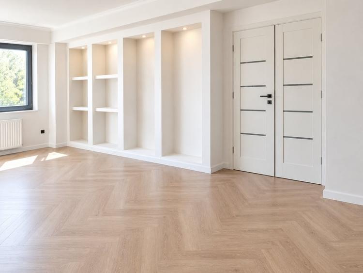 Apartament cu 3 camere decomandat în 1 Mai