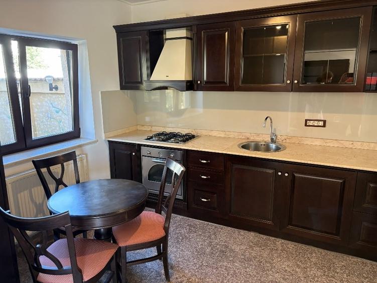 Duplex cu 5 camere cu Garaj în Fundeni