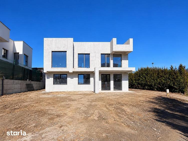 Casa premium cu piscina infinity si rooftop panoramic Cisnadioara