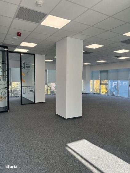 Spațiu comercial, de 185 mp, în Central