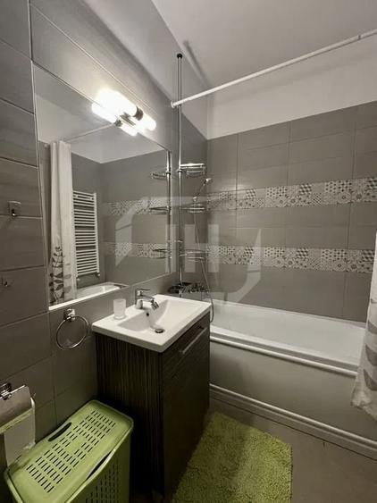 Apartament cu 2 camere semidecomandat, mobilat în Bună Ziua