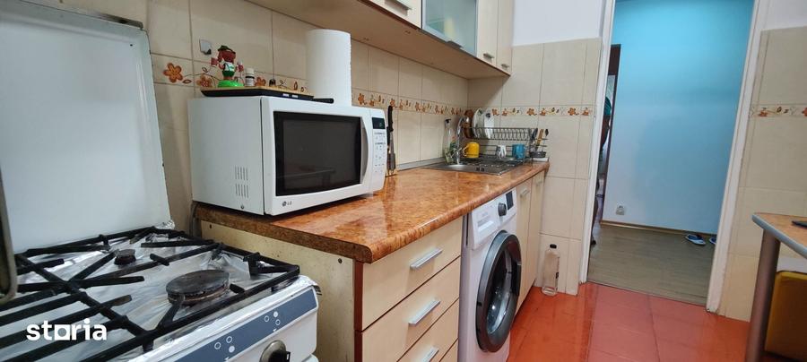 Apartament 3 camere de va^nzare Drumul Taberei - 9