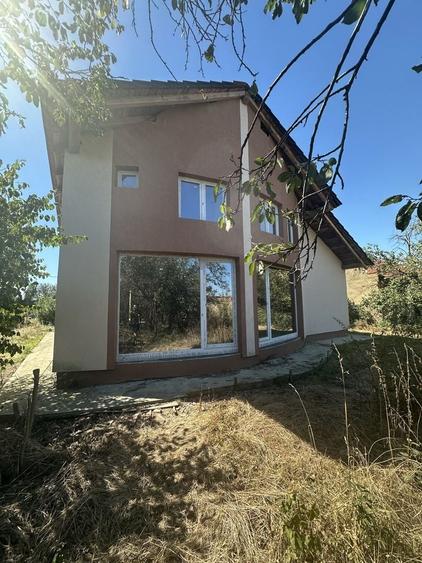 Casă cu 4 camere în Lugojel
