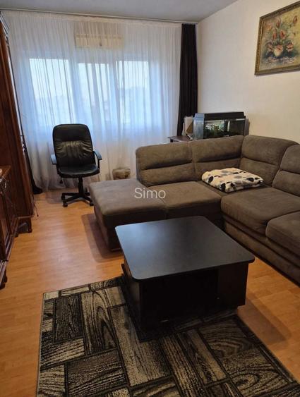Vand Apartament 3 camere