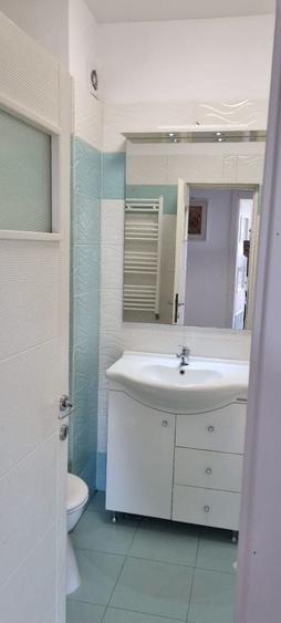 Apartament cu 2 camere decomandat în Berceni