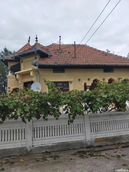 Casa plus spati comerciale industriale si anexe 1000 de metri patra?i constribil plus teren 19 ari - 5
