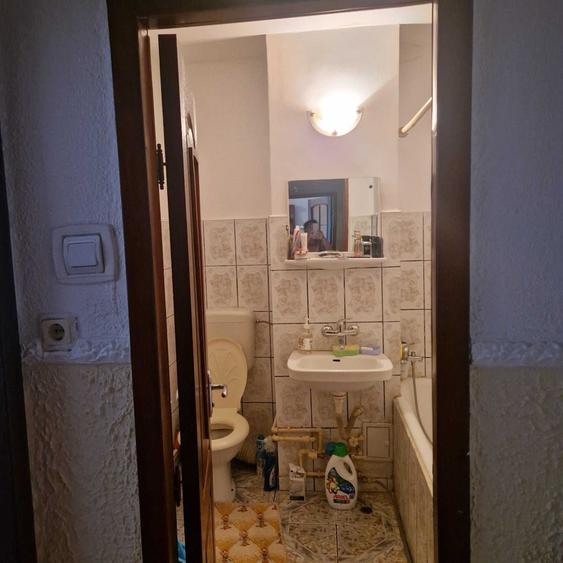 Apartament cu 2 camere decomandat în Exterior Vest
