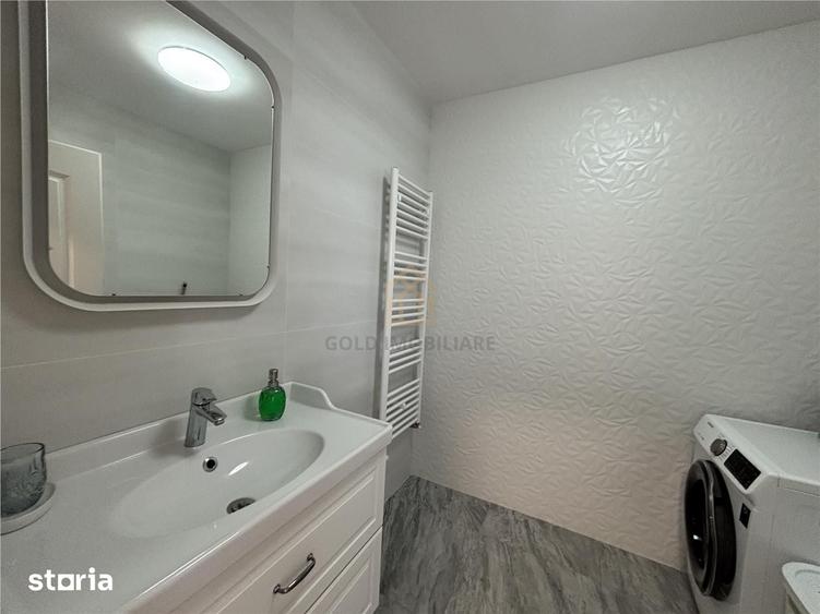 Casă cu 4 camere cu Teren 250 Mp în Valea Borcutului