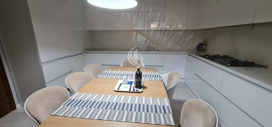 Casa /Vila Lacul Tei D+P+1+M  Renovata - 19