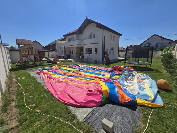 Casă individuală cu 6 camere cu Canalizare în Moșnița Nouă