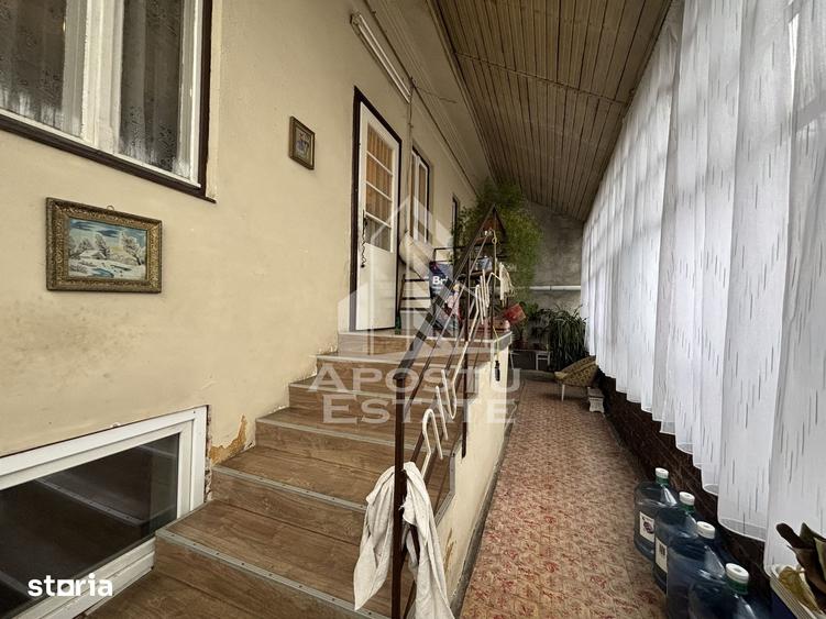 Casă cu 3 camere cu Teren 647 Mp în Girocului