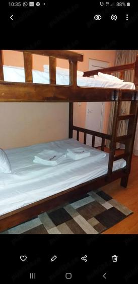 Casă cu 15 camere cu Teren 105 Mp în Central