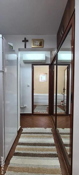 Apartament cu 2 camere decomandat în Micro 17