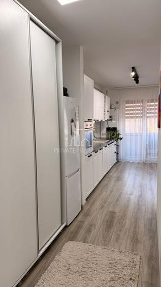 Apartament cu 2 camere decomandat, mobilat în Est