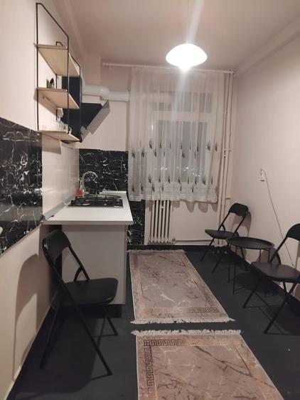 Apartament cu 2 camere semidecomandat în Năvodari Tabără