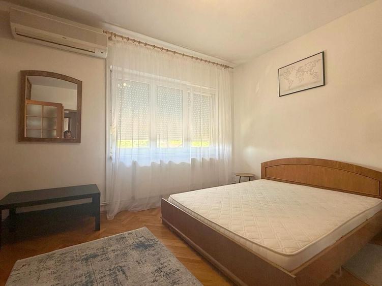 Apartament 3 camere de inchiriat, str. Bucuresti - 5