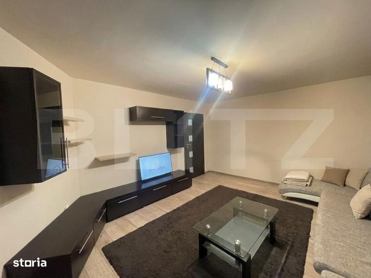 Apartament cu 3 camere decomandat, mobilat în Central