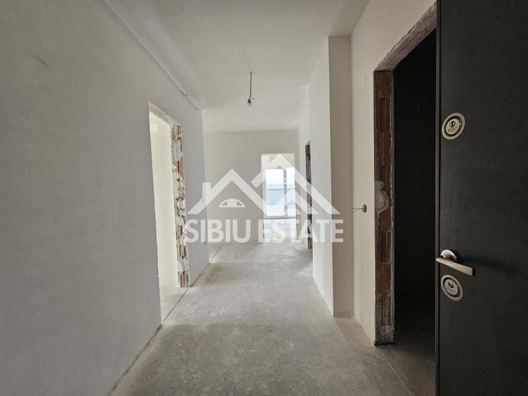 Apartament cu 3 camere decomandat în Hipodrom 1