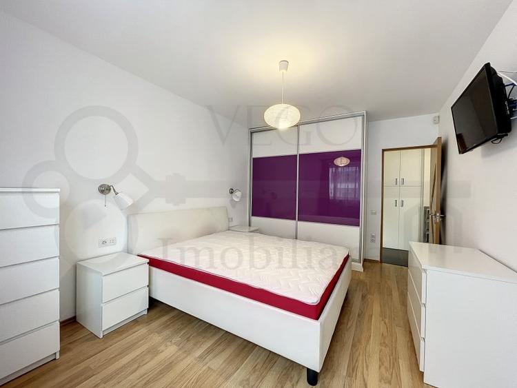 Apartament cu 2 camere semidecomandat, mobilat în Bună Ziua
