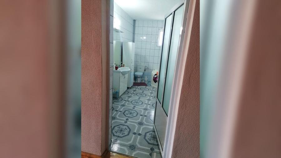 Casă cu 3 camere cu Teren 374 Mp în Exterior Sud