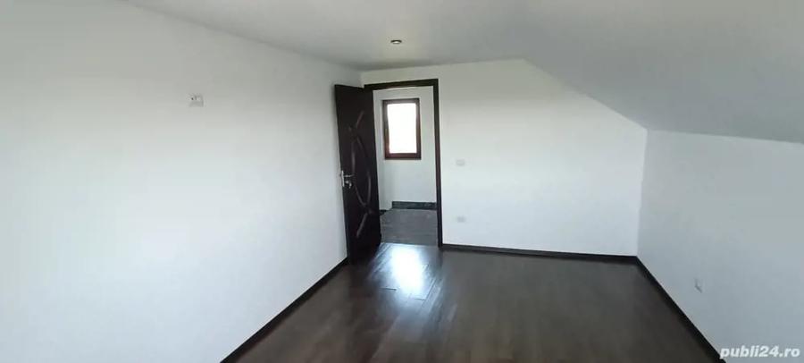 Casă cu 2 camere cu Teren 500 Mp în Mlenăuți