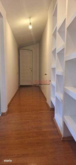 Apartament cu 4 camere în Centrul Civic