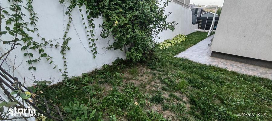 Casă cu 4 camere cu Teren 200 Mp în Ruginoasa