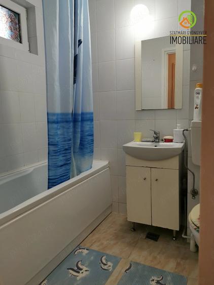 Apartament cu 2 camere semidecomandat în Aleea Carpați