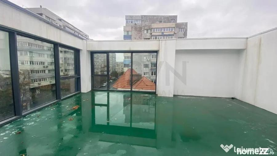 Casă cu 7 camere cu Teren 268 Mp în Dorobanți