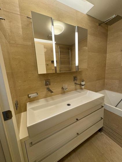 Apartament cu 3 camere, mobilat în Primăverii