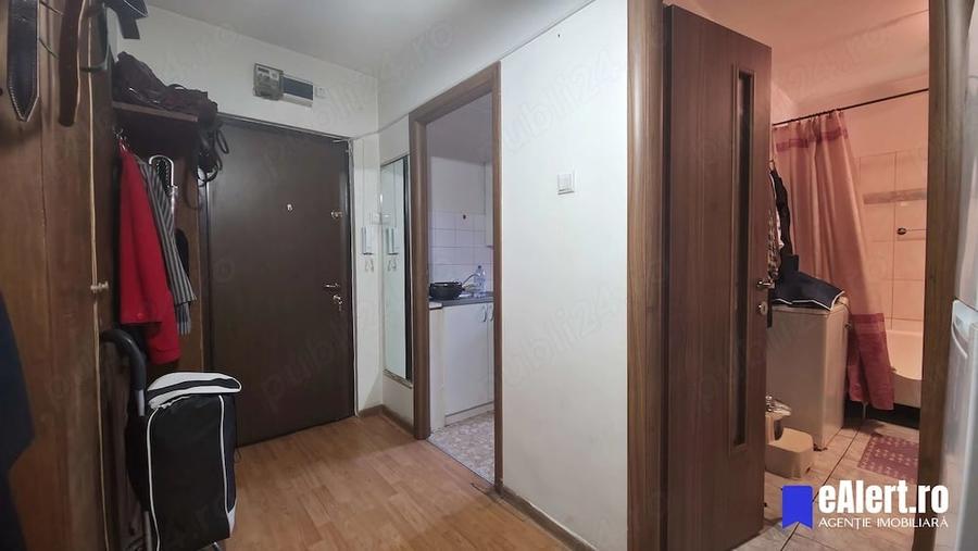 Garsonieră decomandată în Colentina