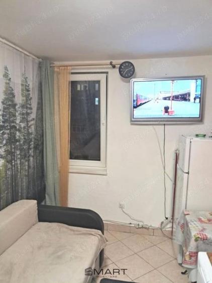 Garsonieră decomandată în Central