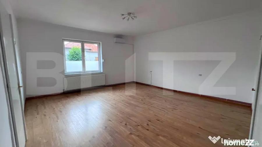 Spațiu comercial, de 180 mp, în Central