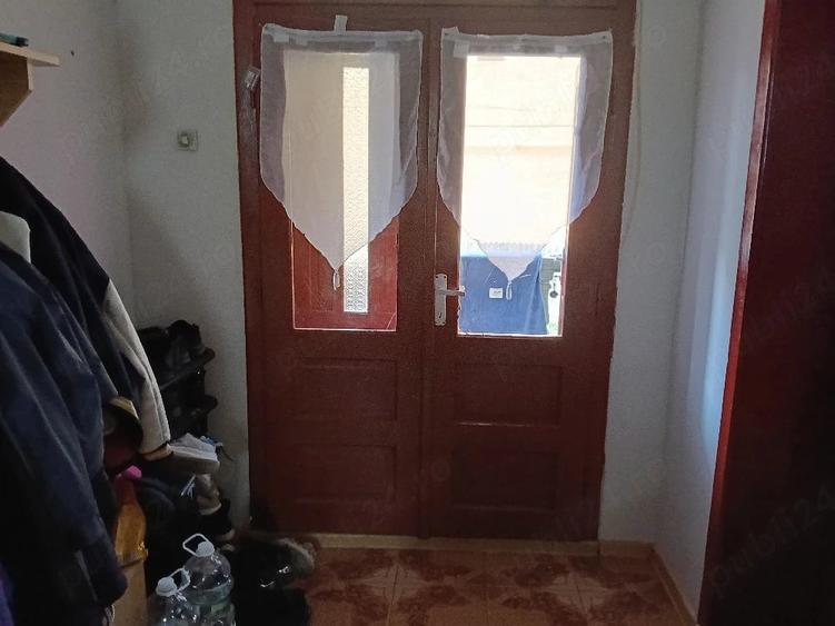 Casă cu Teren 1800 Mp în Central