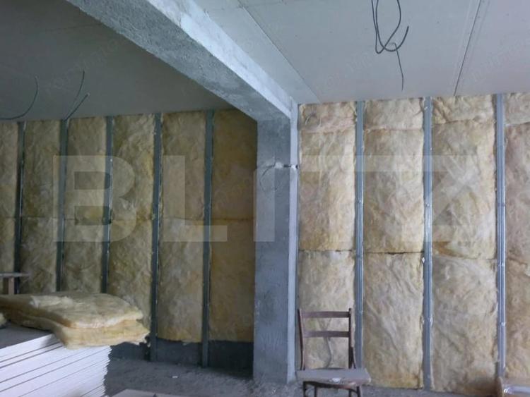 Casă cu 5 camere cu Teren 304 Mp în Mereni (Titu)