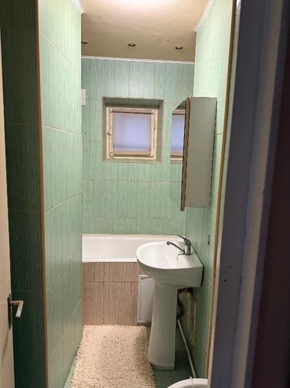 Apartament cu 4 camere decomandat în Agigea
