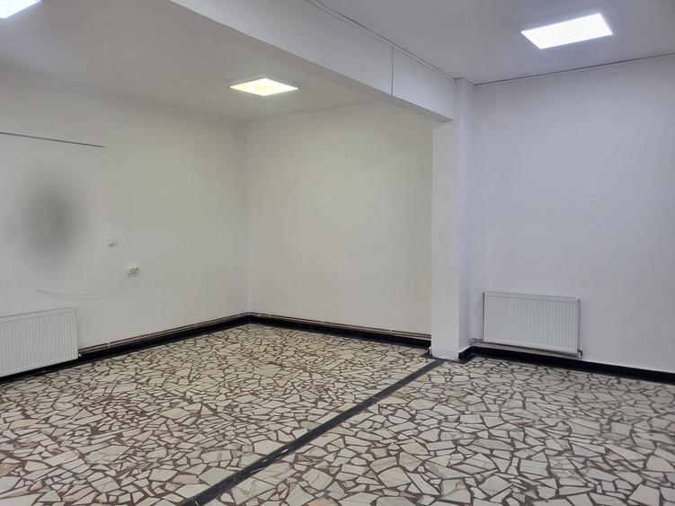 Spațiu comercial, de 90 mp, în Exterior Vest