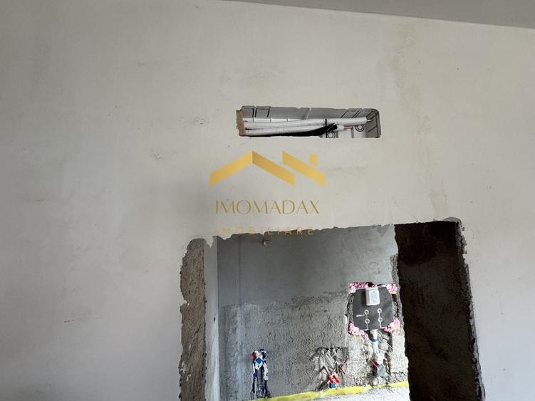 Casă individuală cu 4 camere cu Canalizare în Utvin