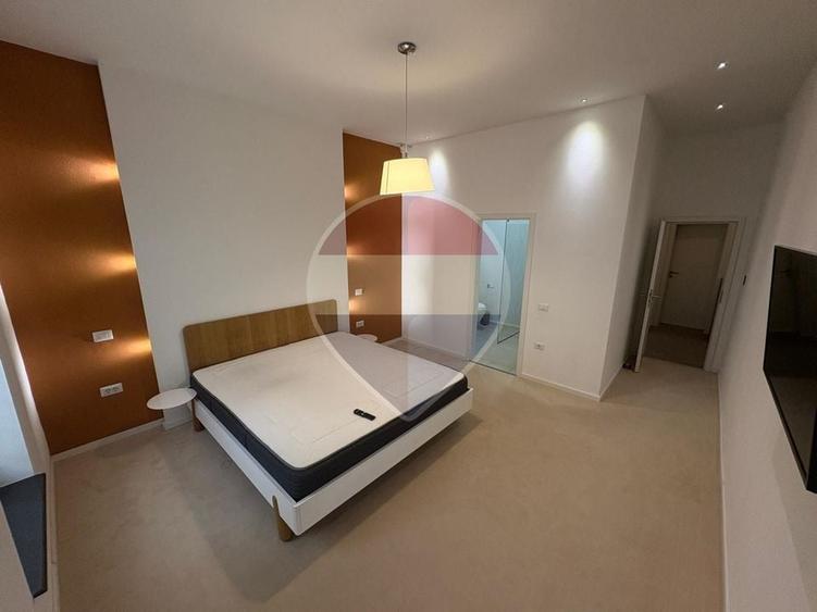 Apartament cu 3 camere decomandat, mobilat în Nord
