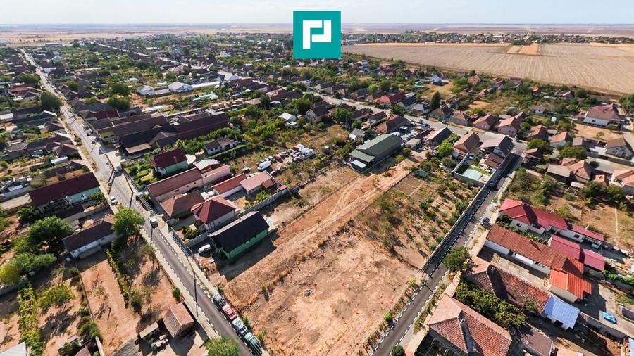 Teren Construcții intravilan de 1080 mp, în Zimandu Nou