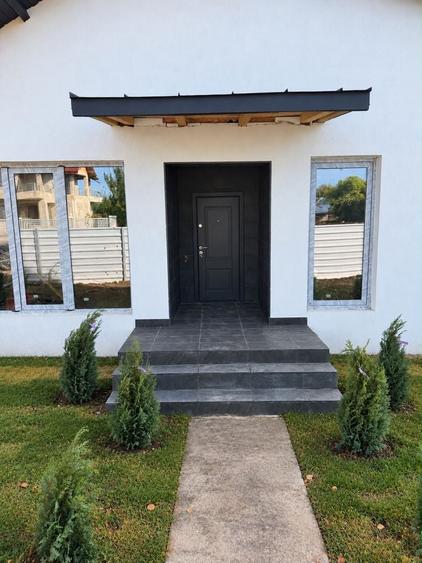 Casă cu 4 camere în Poșta Câlnău