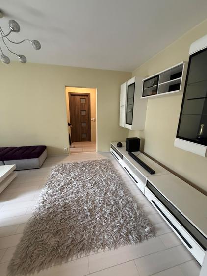 Apartament cu 2 camere semidecomandat în Baba Novac