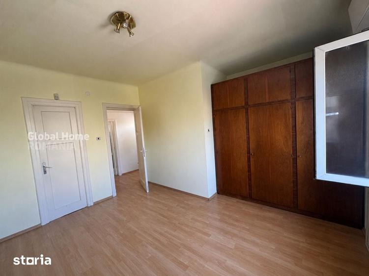Casă cu 4 camere cu Teren 100 Mp în Vatra Luminoasă