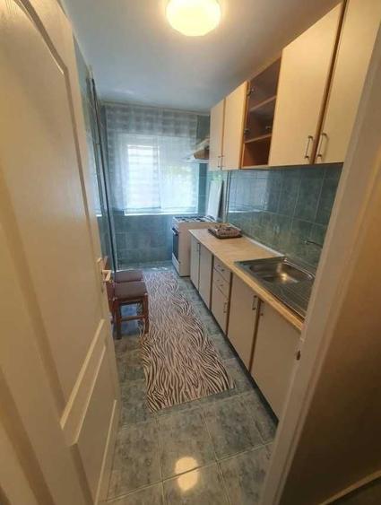 Apartament cu 2 camere semidecomandat în Eroii Revoluției