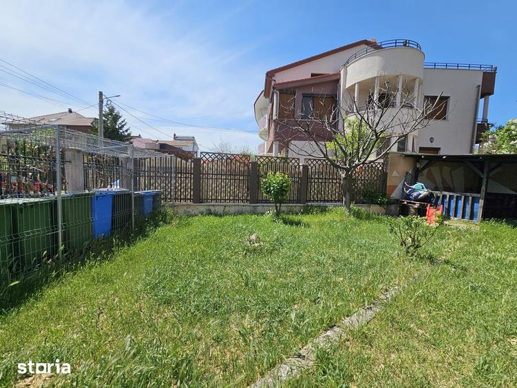 Apartament cu 3 camere în Sud