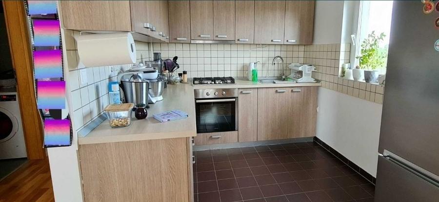 Apartament cu 3 camere decomandat în Chitila